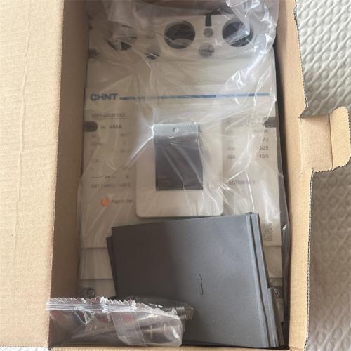 CHNT塑料外壳断路器400A