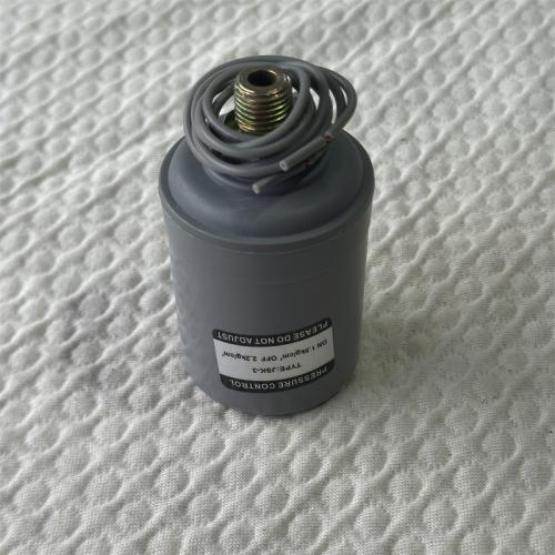 自吸泵开关 外丝