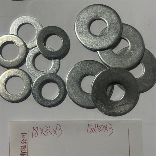 镀锌平垫内径18mm型号