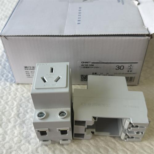 正泰三极插座10A 250V AC30-108