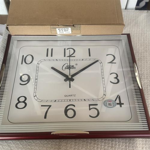 康巴赫石英钟扫秒闪红6269