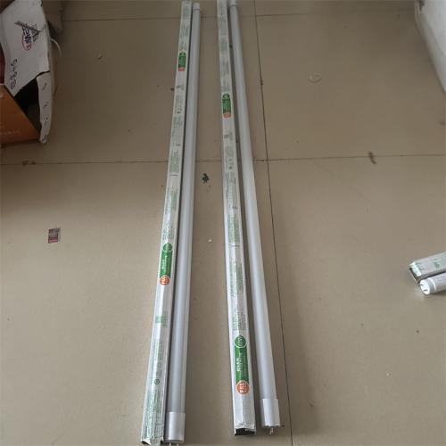 佛山照明超炫系列LEDT8日光灯管30W 40W