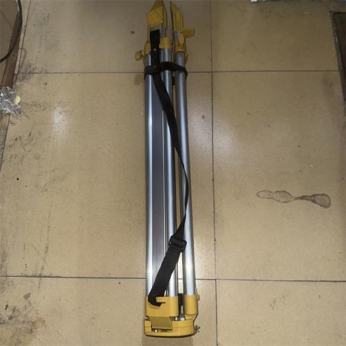 水平仪三脚架全站仪经纬仪