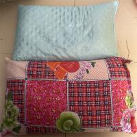 枕头 蓝色 花色