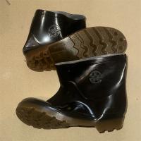 华鹿短筒黑色水鞋