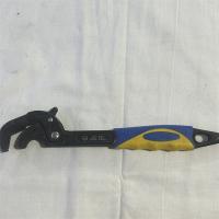 威达多功能管钳