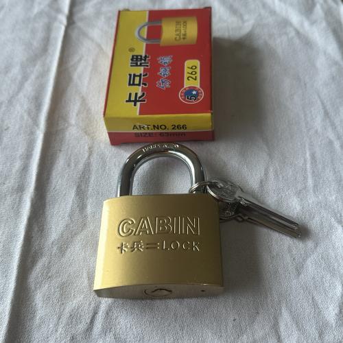 卡兵牌仿铜锁63mm