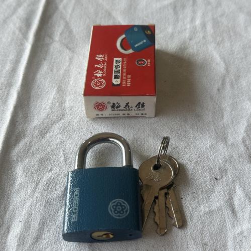 梅花锁腰圆铁锁38mm