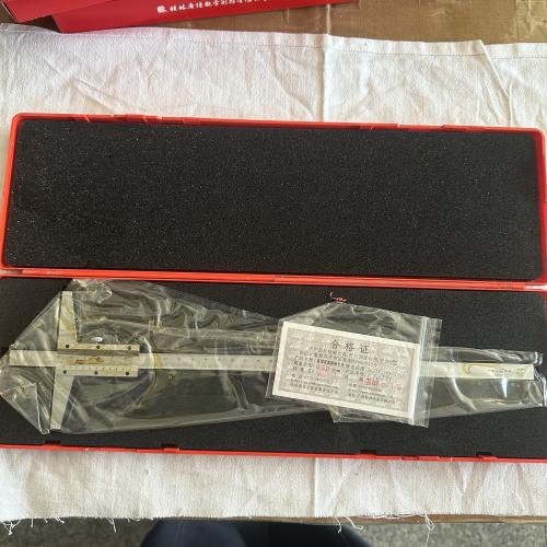 桂林多用深度游标卡尺0-300mm