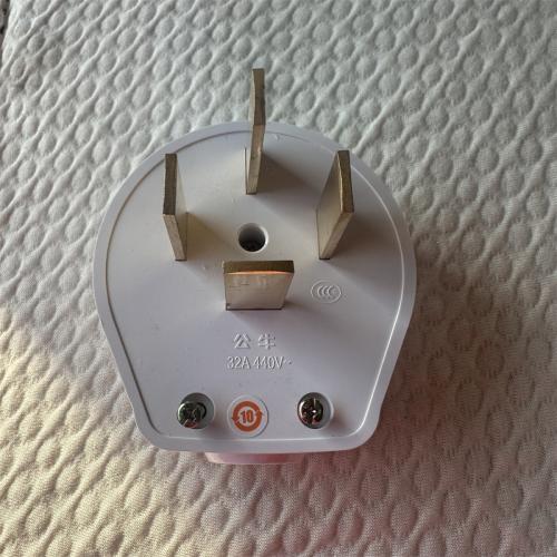 公牛三相四线可拆线插头32A GN-T32