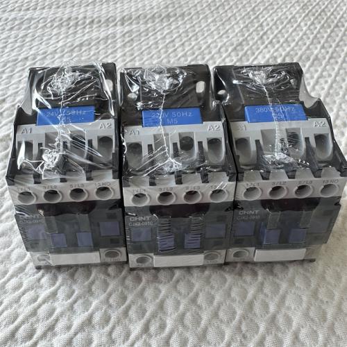 交流接触器CJX2-0910 24V/220V/380V