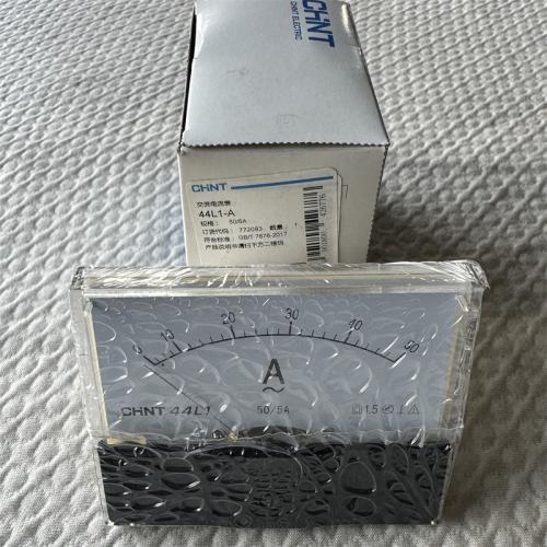 正泰交流电流表44L1-A 50/5A