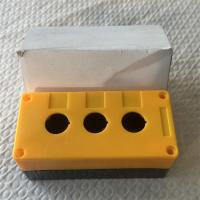 按钮空盒3孔 空白外盒